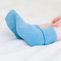 Babysoy Modern Stay on Socks Sky